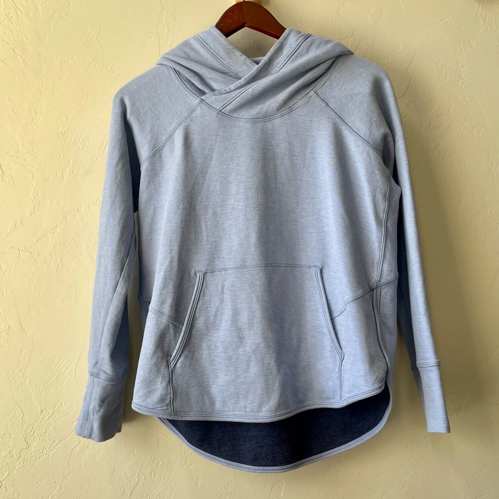 Lululemon Athletica rare blue women’s hoodie